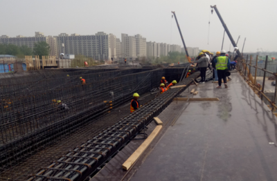 建筑工程學院2018級學生赴鄭州市市政工程總公司立交橋項目部進行認識實習